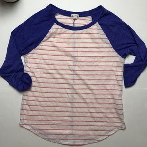 GAP Tops - EUC Linen baseball tee GAP Tops - EUC Linen baseball tee